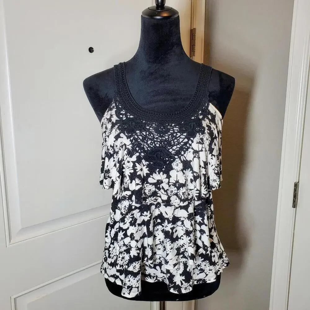 Candie's Juniors Women's Tiered Crochet Lace Floral Tank Top Size Medium